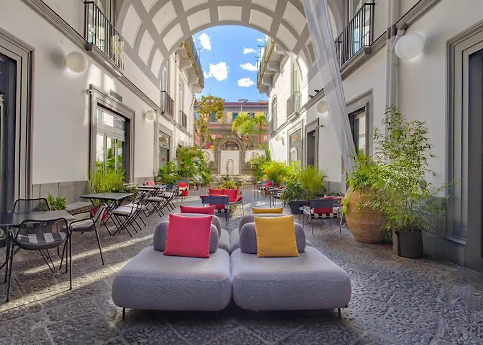 Hotel Piazza Bellini&Apartments